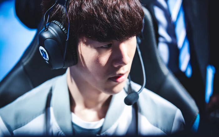 【前瞻】2025LPL春季赛 1月29日 WE vs RNG